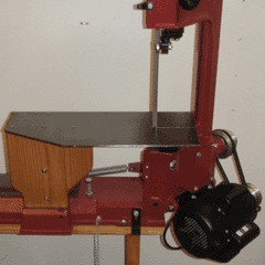 Bandsaw with table