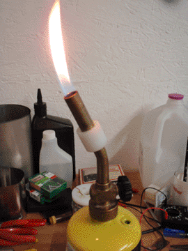 Blow torch with airflow restricted